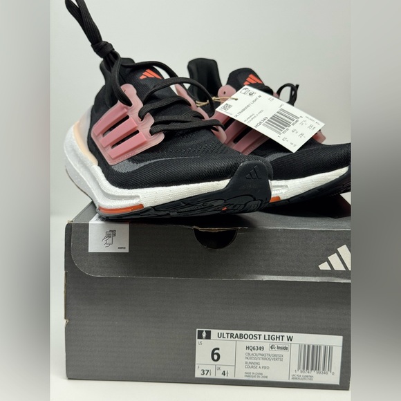 Adidas UltraBoost Light Running Women’s Size 6 Black Pink Strata NEW IN BOX - Picture 1 of 8